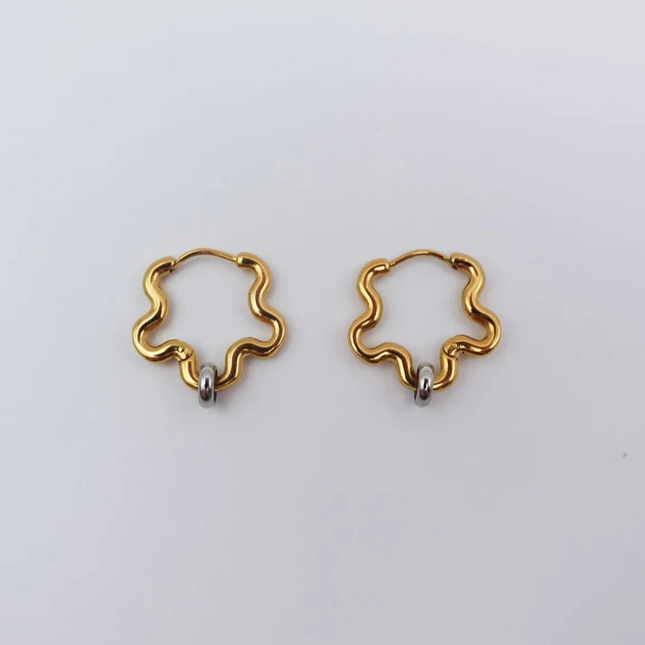 Fidge Mini Squiggle Earrings