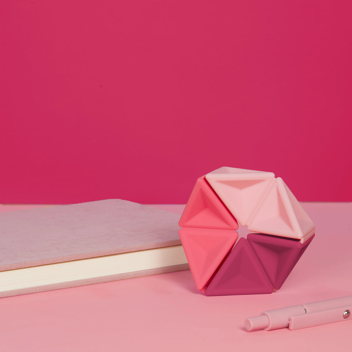 Speks Pivot - The Silicone Flexagon